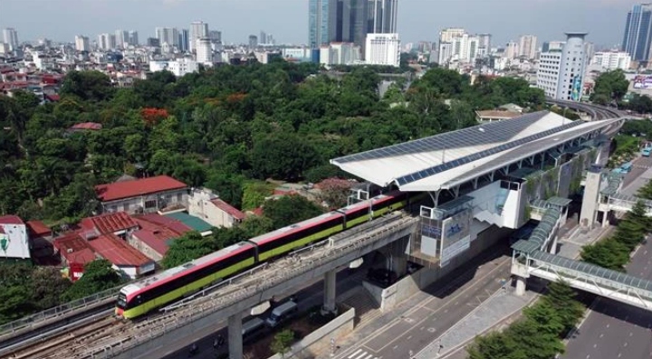 Nhon-Ha Noi Station metro line granted international safety certificate